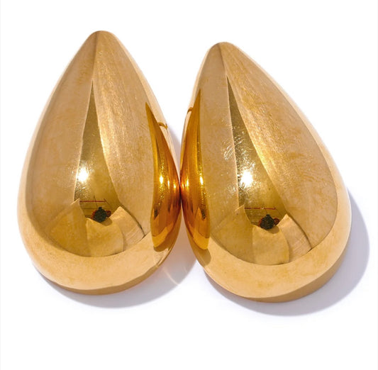Demure Drop Earrings