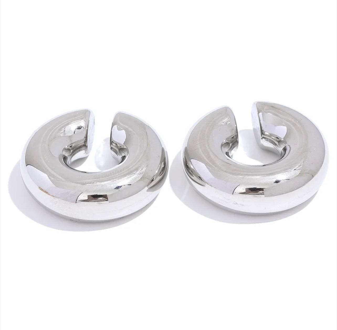 Demure Chunky Ear Cuff Earrings